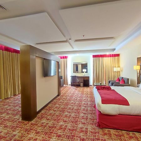 Ramada By Wyndham Murree Lower Topa Resort Esterno foto